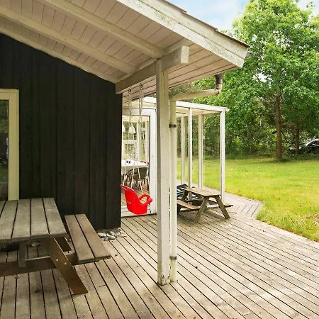 Four-bedroom Holiday In 19 펜션 *